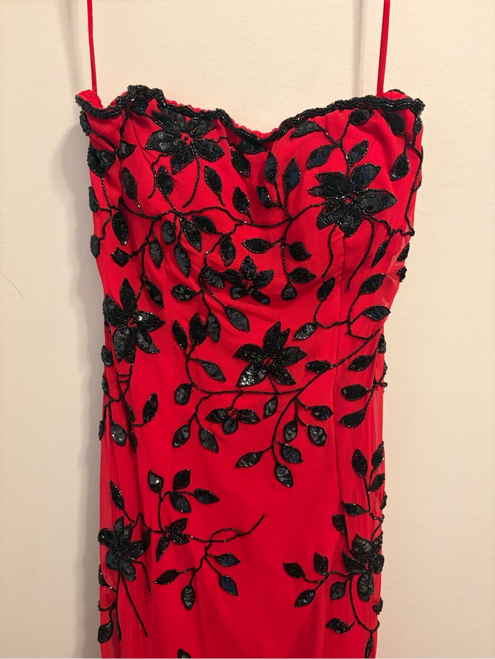 Vintage Cache Size 2 Red Black Beaded Sequin Silk Strapless Gown Maxi Dress Y2K - Picture 2 of 16